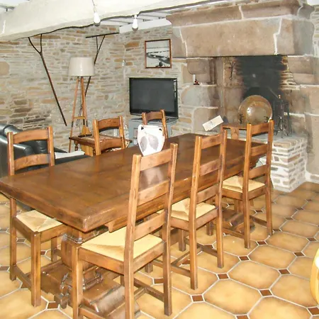 Vakantiehuis Maison Charmante A Avec Superbe Jardin